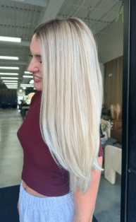 bleach blonde salon hair in skokie